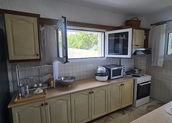 Marmara Apartment Aigeira